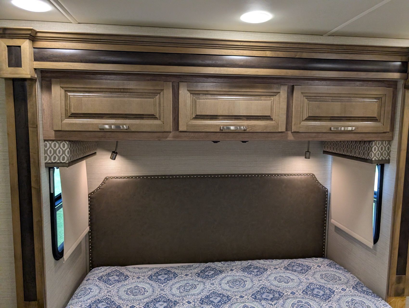 2019 Jayco Embark 119