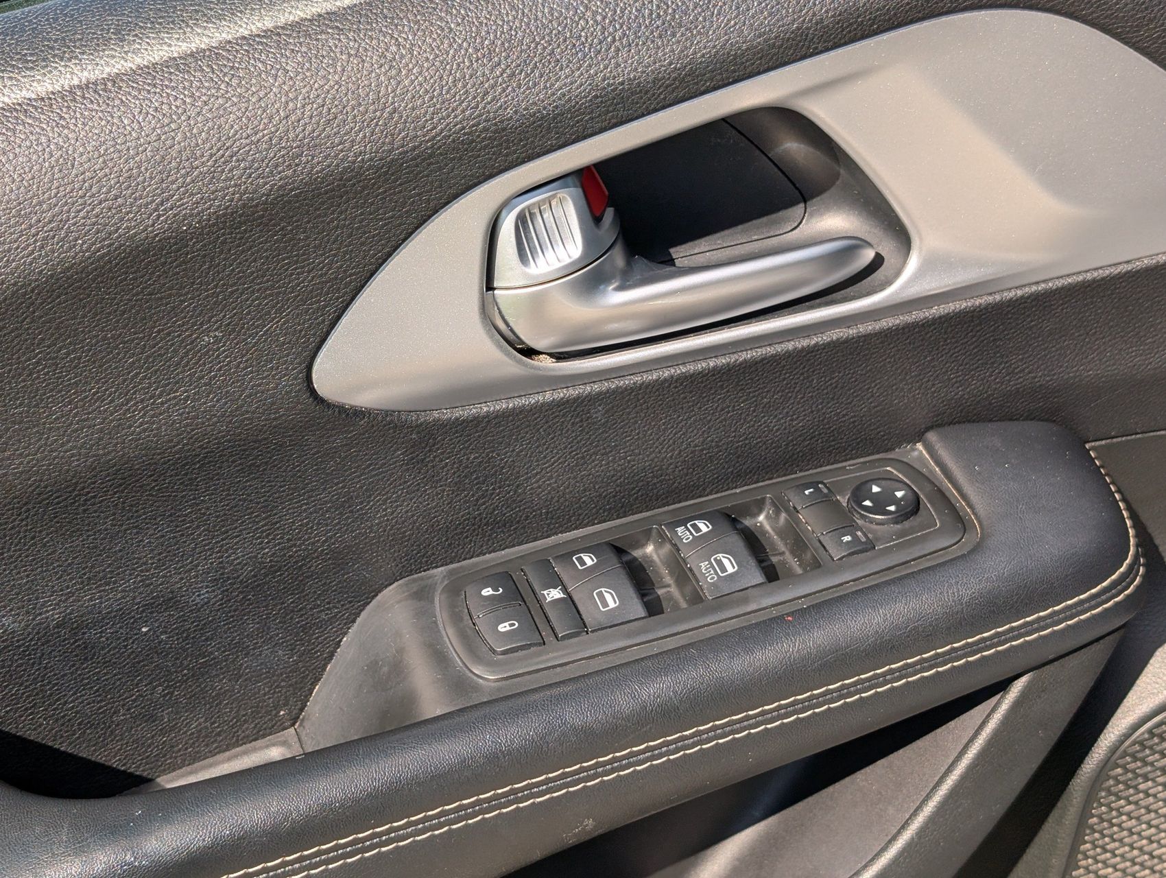 2018 Chrysler Pacifica 30