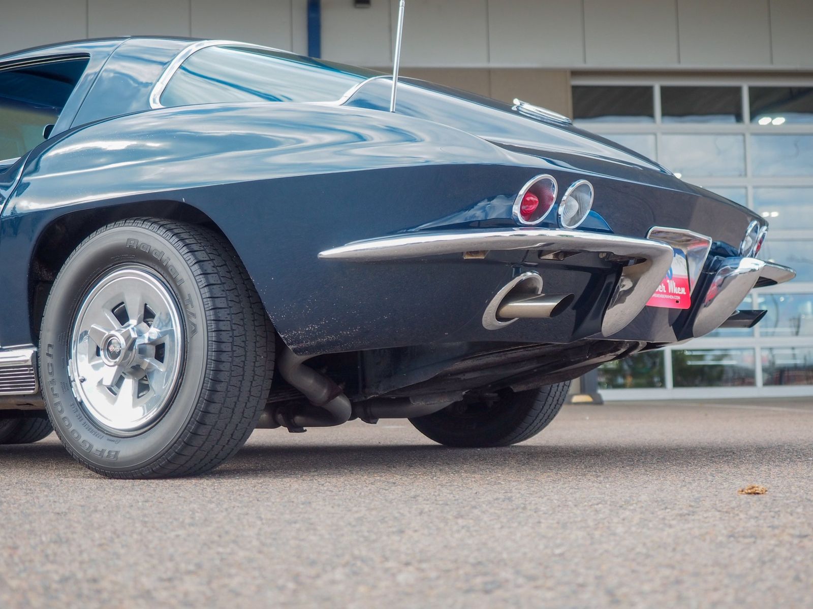 1966 Chevrolet Corvette 4
