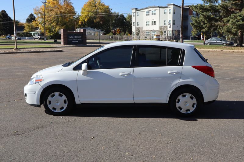 Nissan Versa Photos