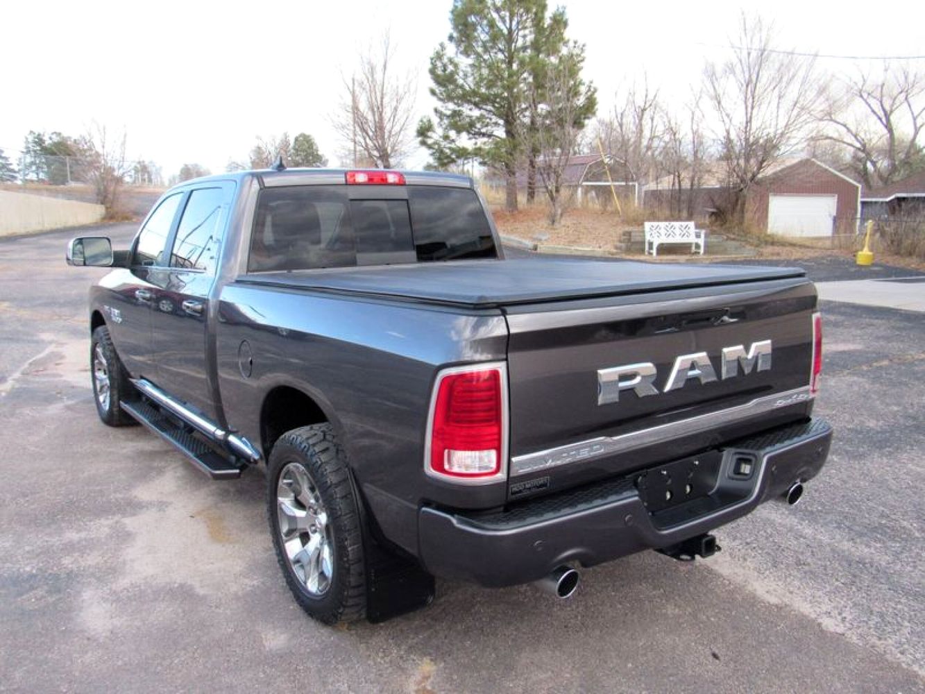 2018 Ram 1500 Longhorn photo 3