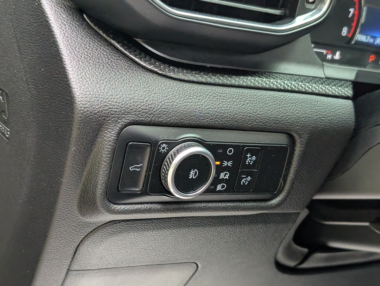 2024 Ford Explorer 84