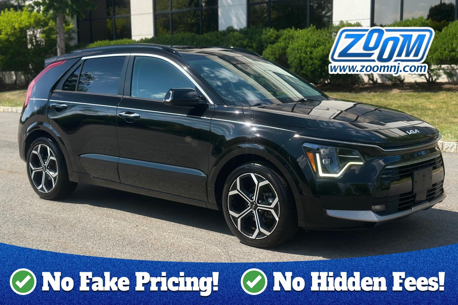 2023 Kia Niro SX Touring HEV's photo