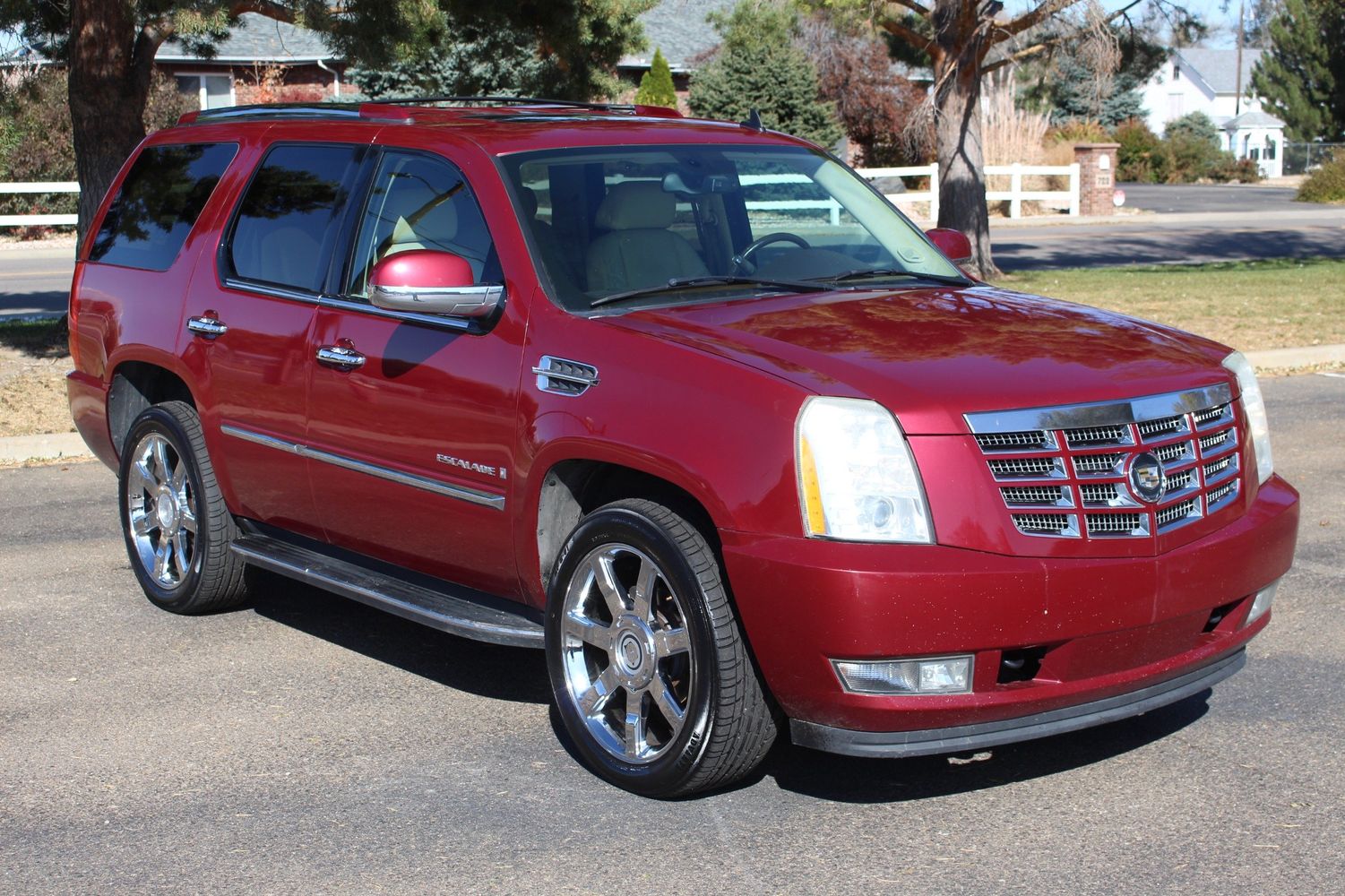 2007 Cadillac Escalade AWD | Victory Motors of Colorado