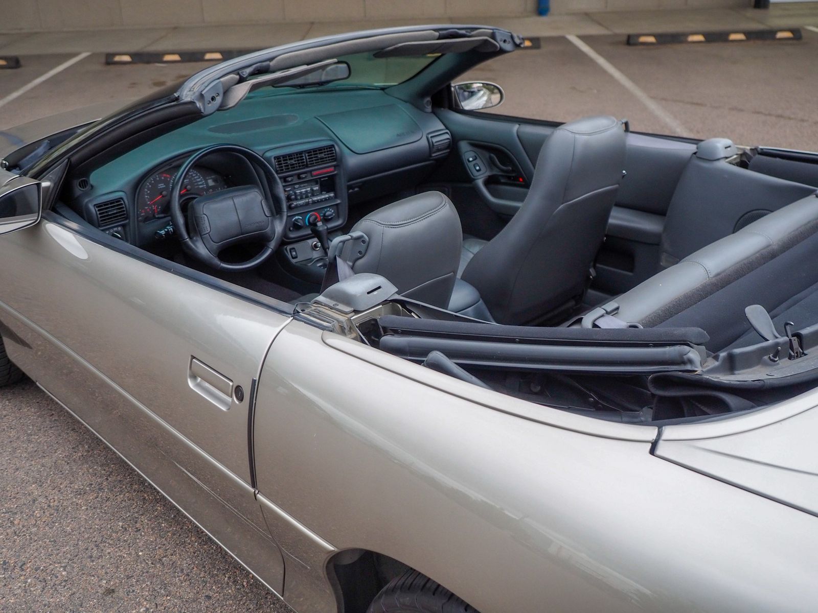 1999 Chevrolet Camaro 35