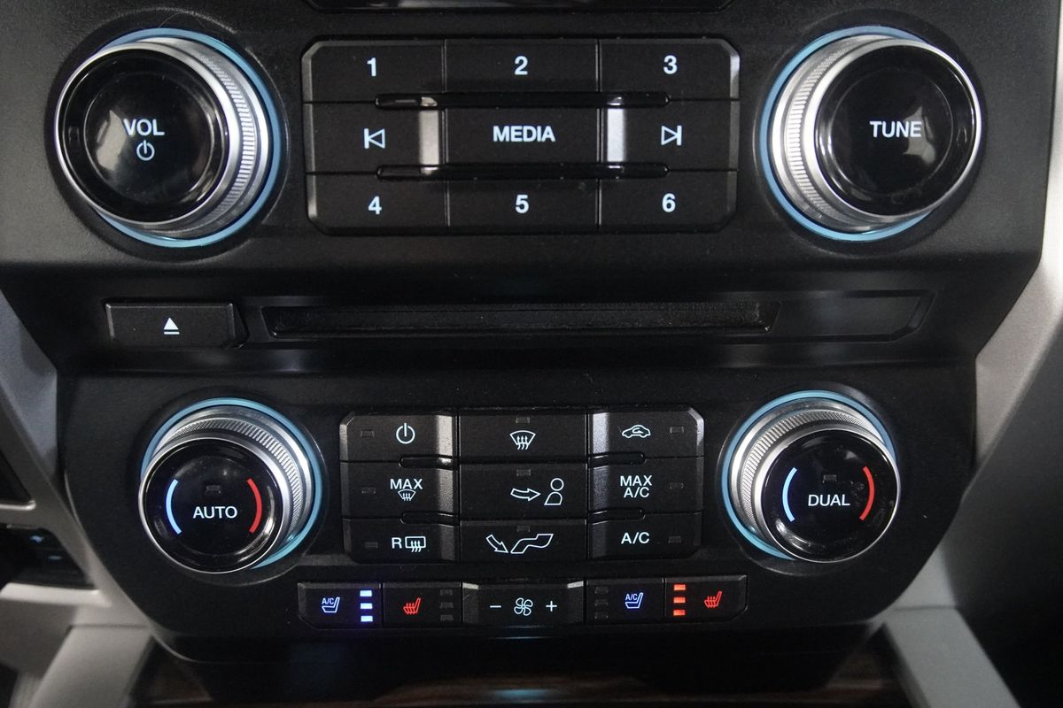 2017 Ford F-150 LARIAT