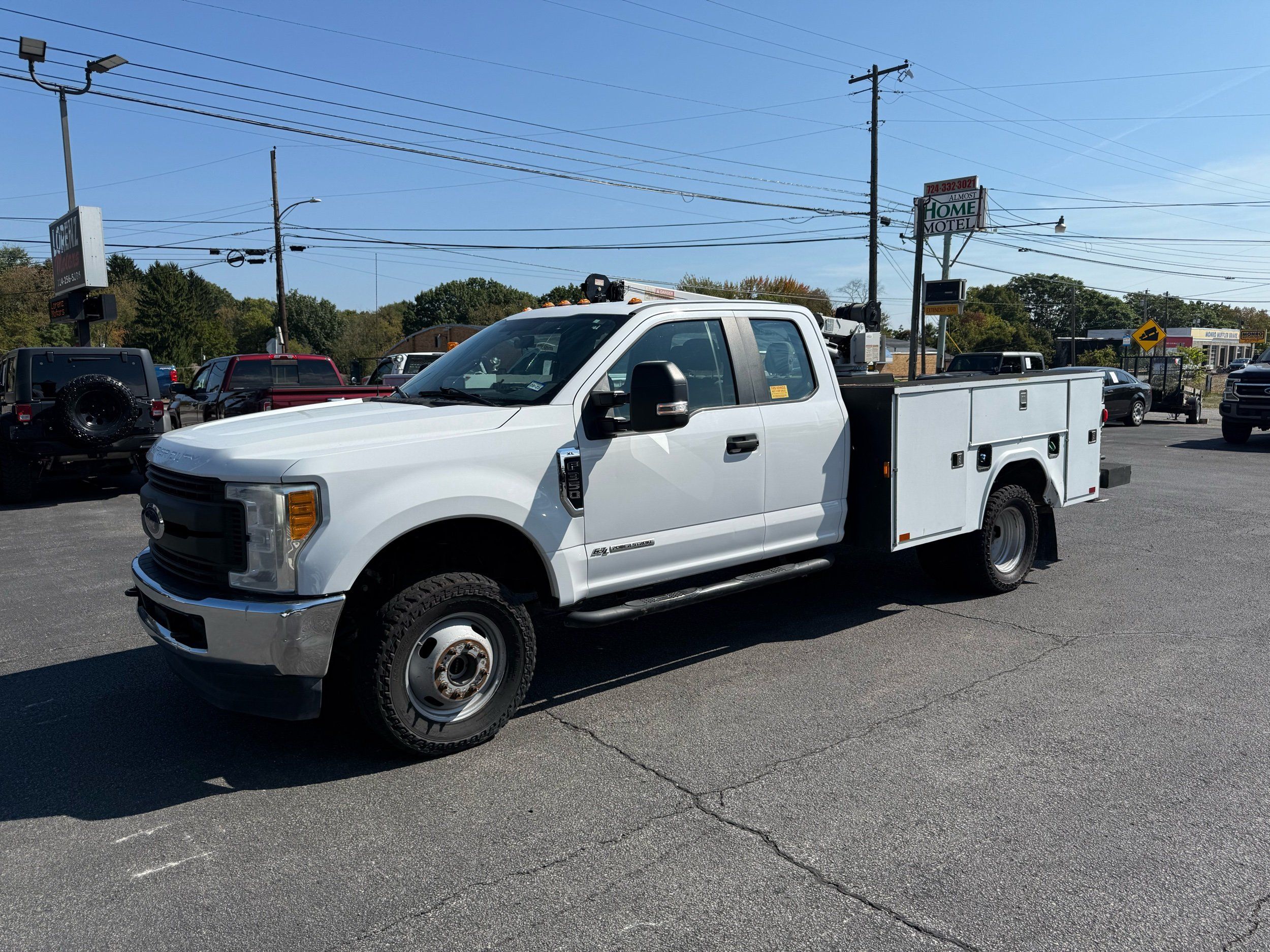 2017 Ford F-350 Super Duty Chassis Cab