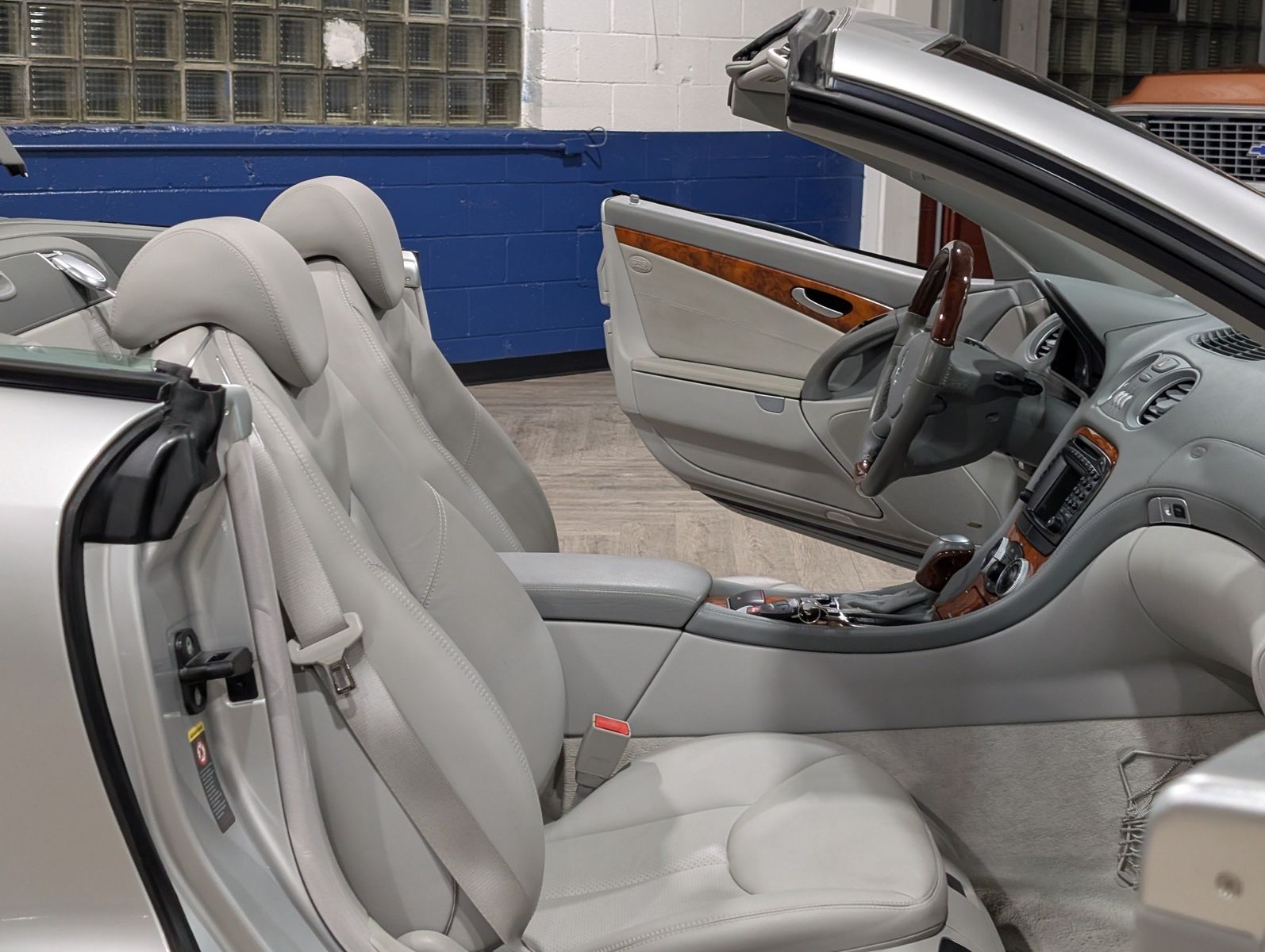 2004 Mercedes-Benz SL 500 75