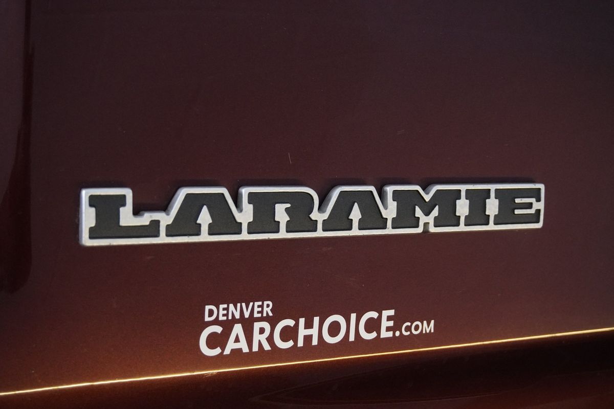 2019 Ram 1500 Laramie Crew Cab 4x4 6'4&quot; Box