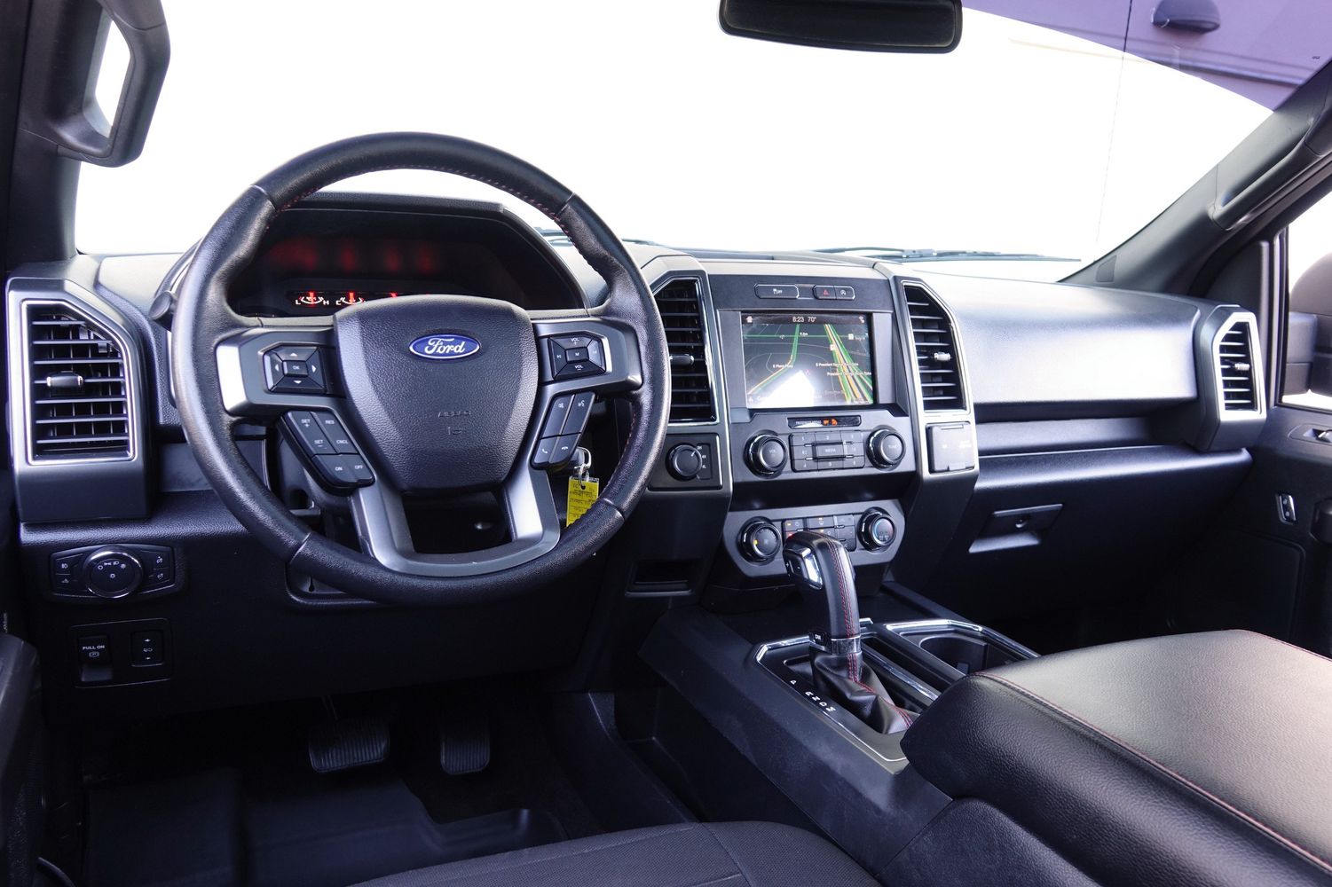2019 Ford F-150 XLT photo 5