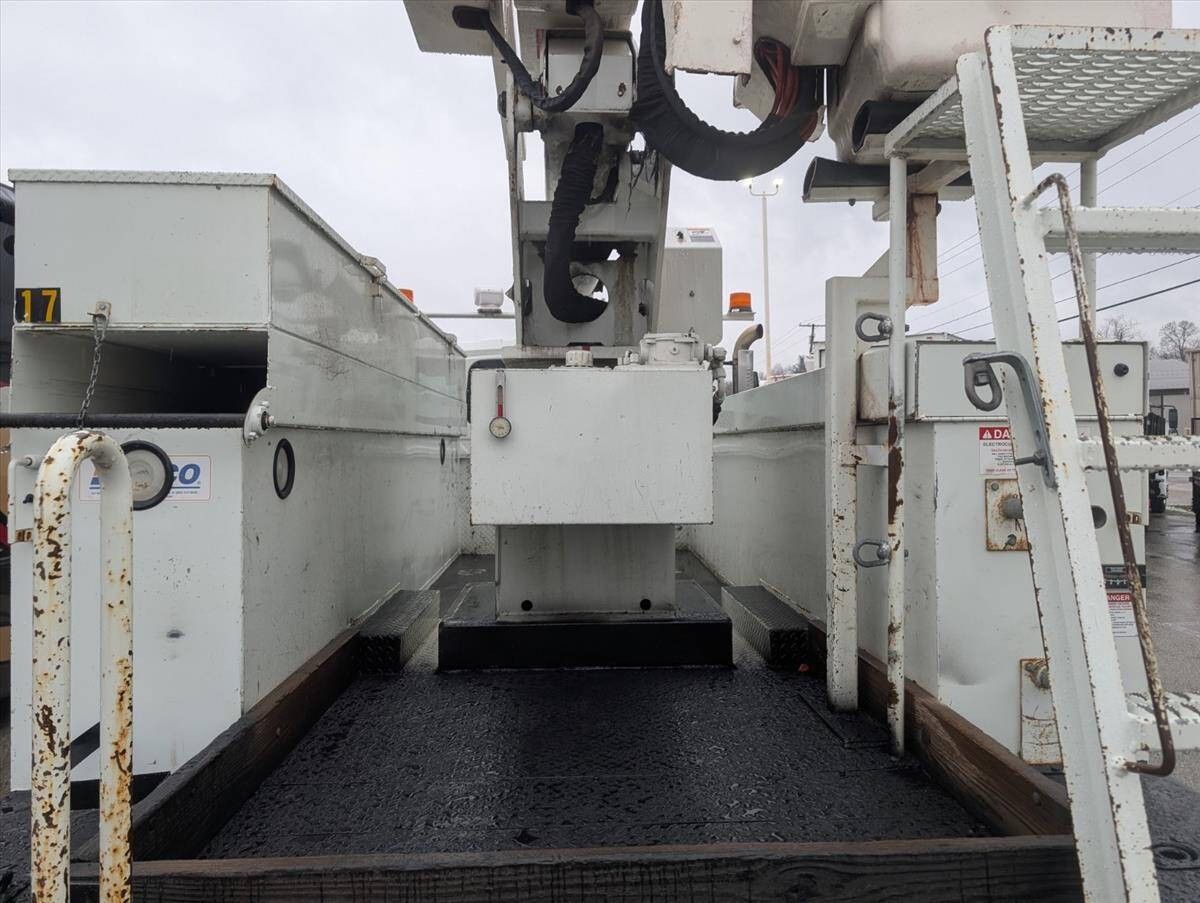 2011 International DuraStar 4300 44