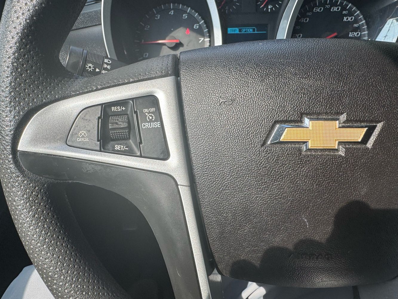 2016 Chevrolet Equinox LT photo 25