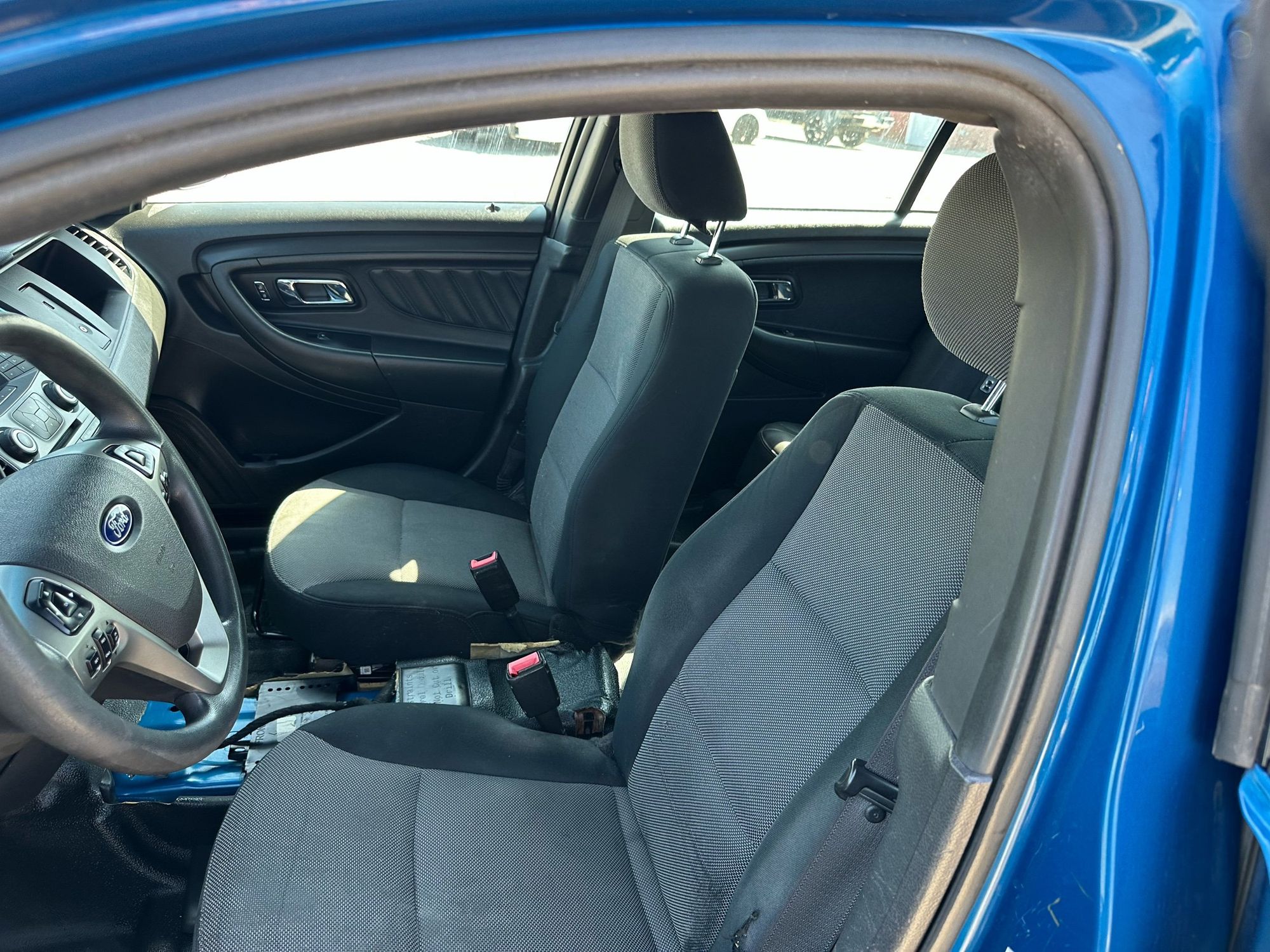 2013 Ford Taurus photo 35