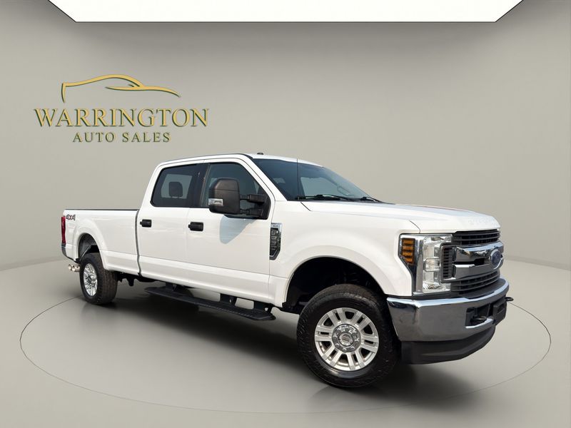 White 2019 Ford F-250 Super Duty Pickup Truck Four-Wheel Drive 6-Speed Automatic