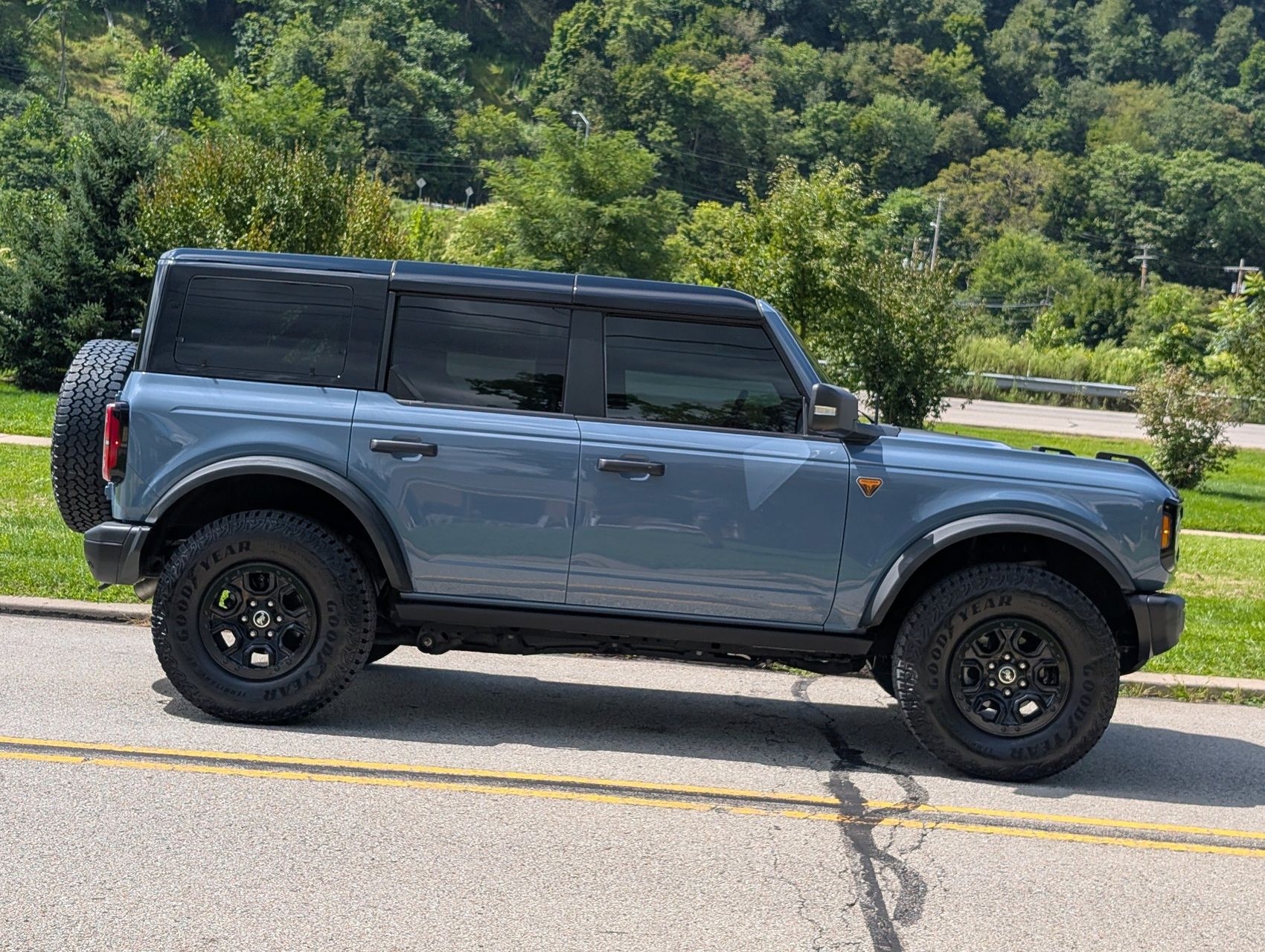 2025 Ford Bronco 8