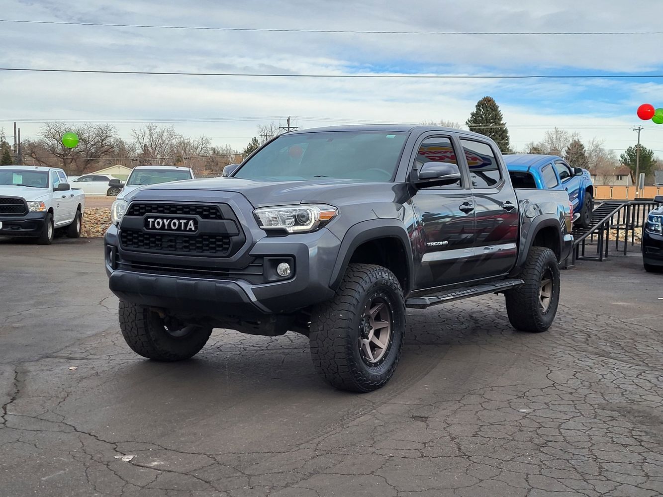 2017 Toyota Tacoma TRD Off Road's photo