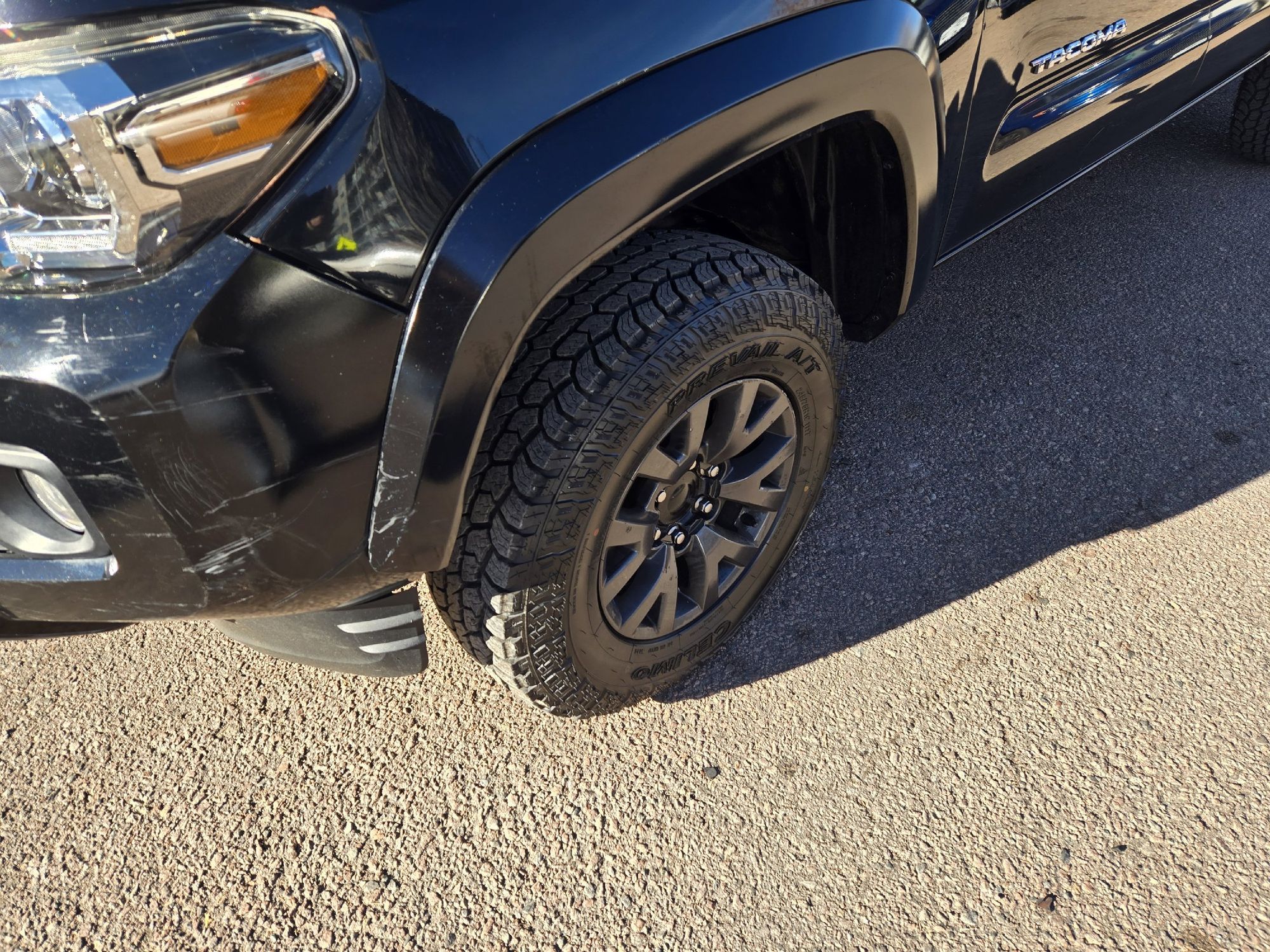 2022 Toyota Tacoma SR V6 photo 4