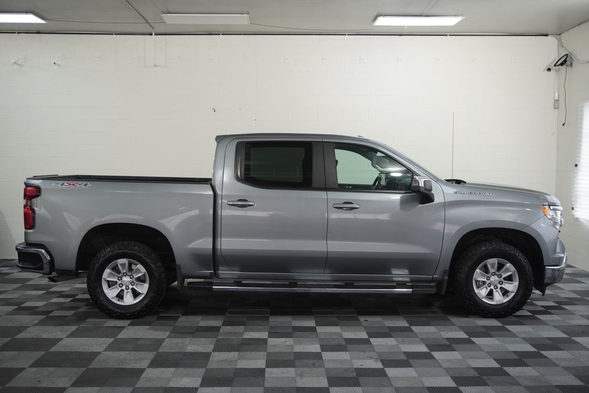 2023 Chevrolet Silverado 1500 4WD Crew Cab Standard Bed LT