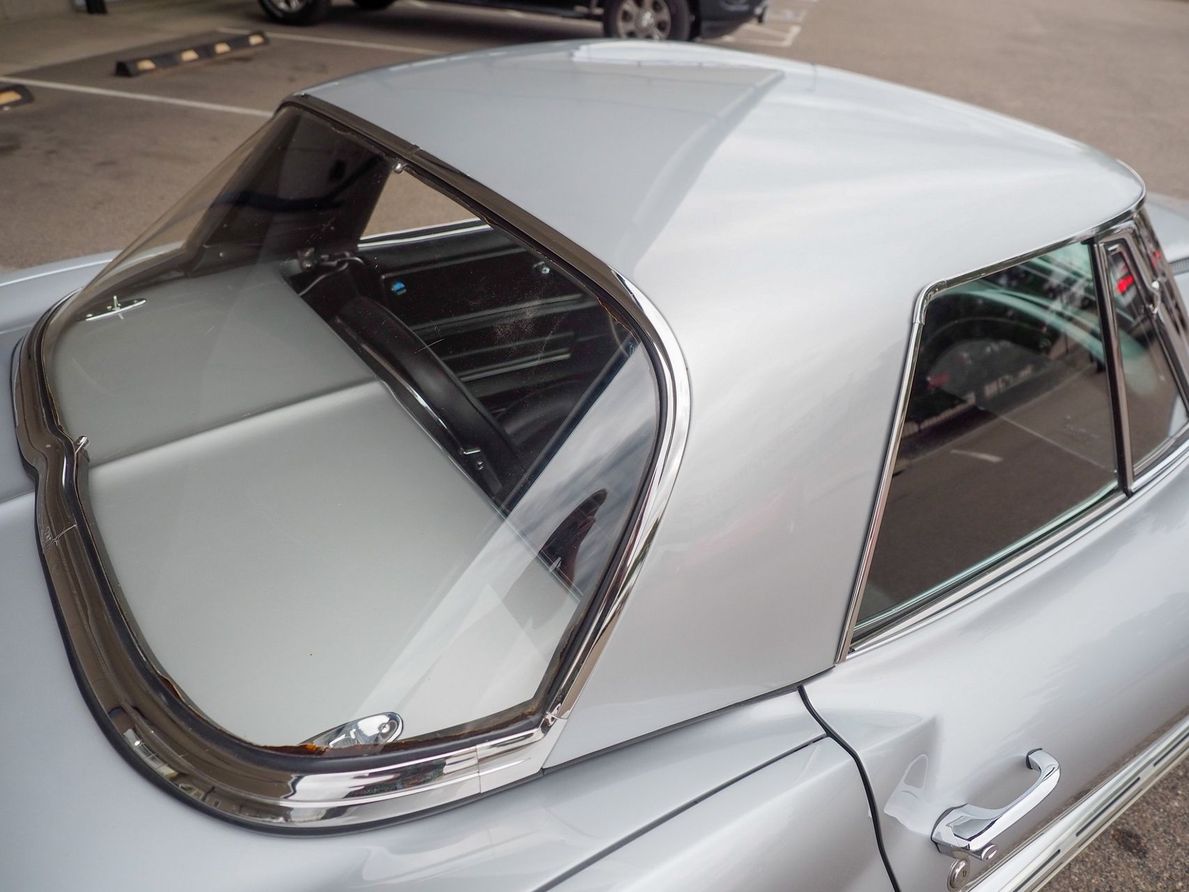 1966 Chevrolet Corvette 38
