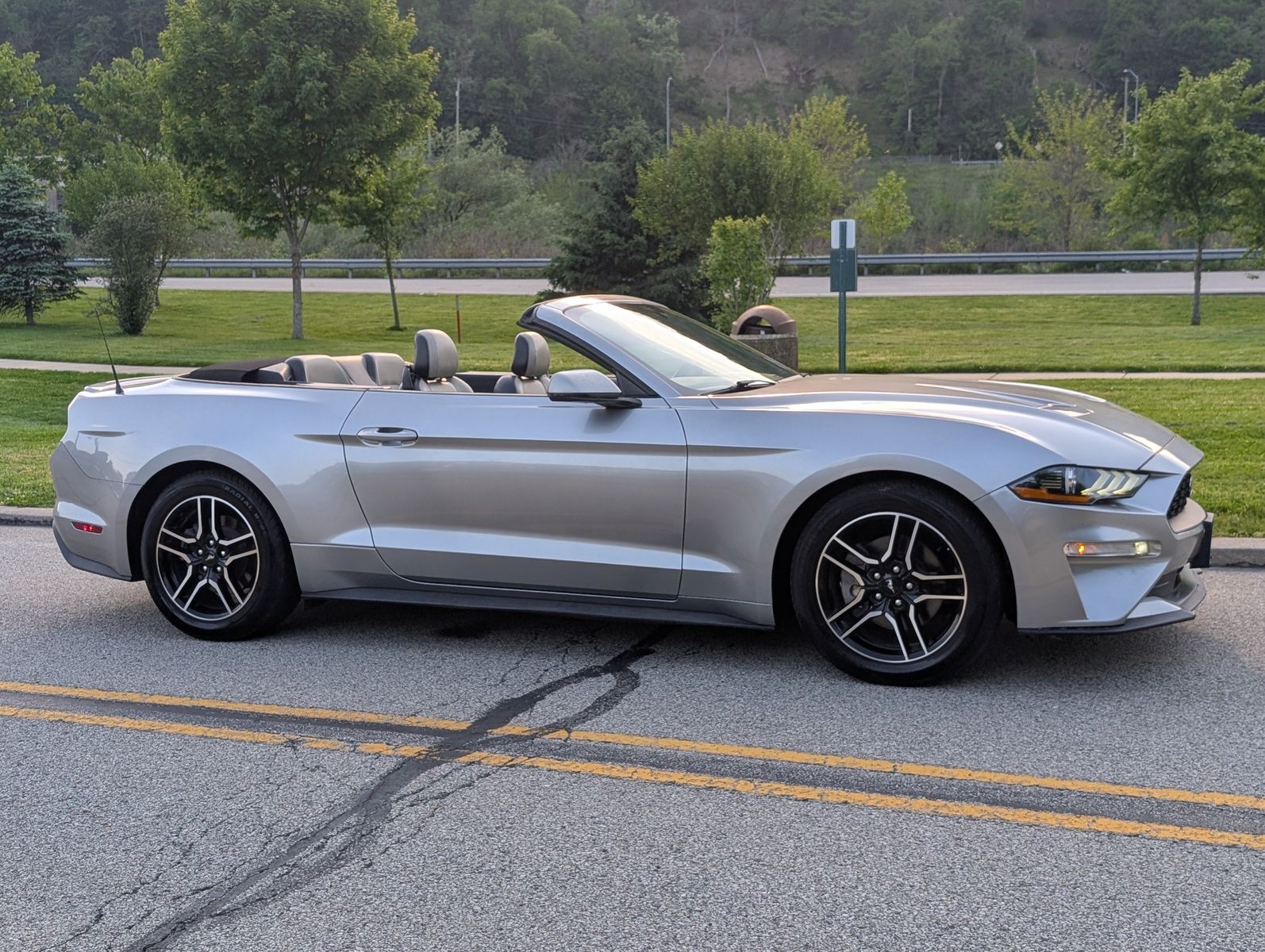 2020 Ford Mustang 12