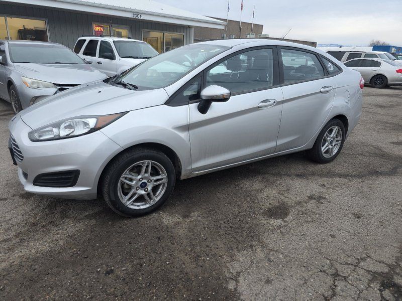 2019 Ford Fiesta SE's photo
