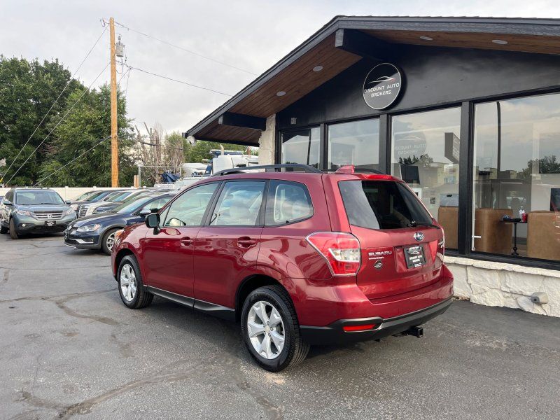 2016 Subaru Forester 2.5i photo 4