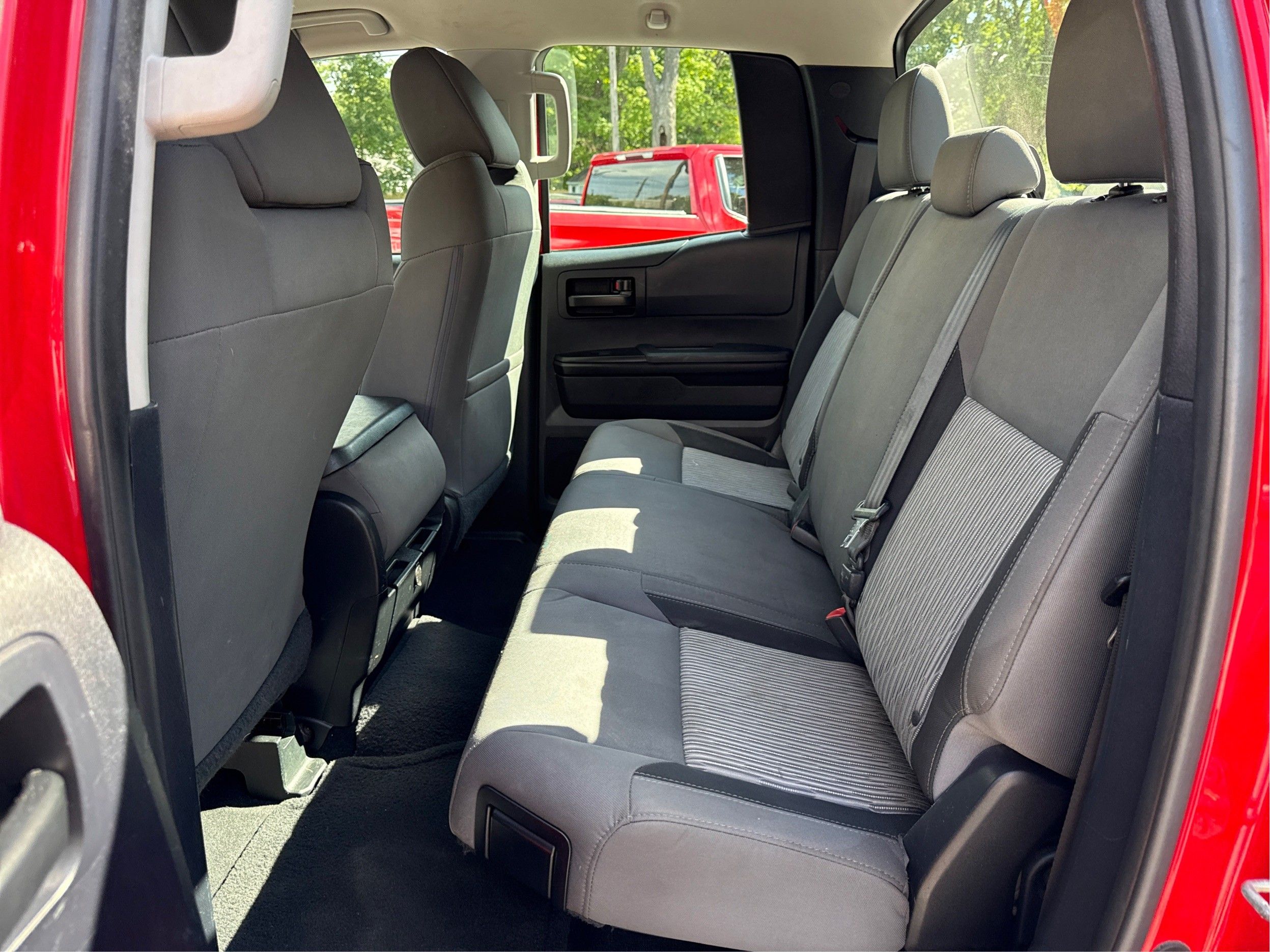 2014 Toyota Tundra SR - Photo 10