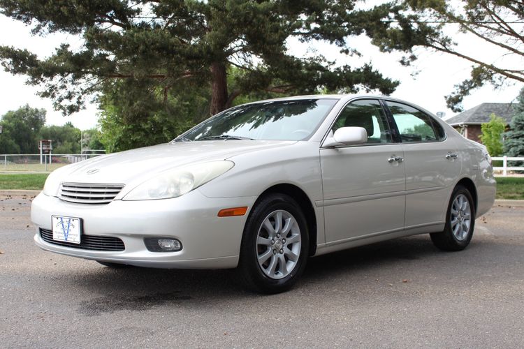 2004 Lexus ES 330 | Victory Motors of Colorado