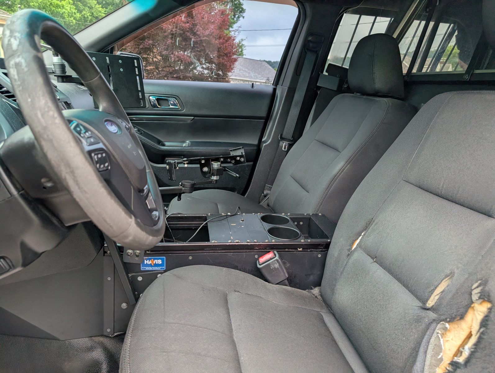 2016 Ford Utility Police Inter 29