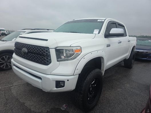 2018 Toyota Tundra Platinum 5.7L 4WD FFV Crew Max Short's photo