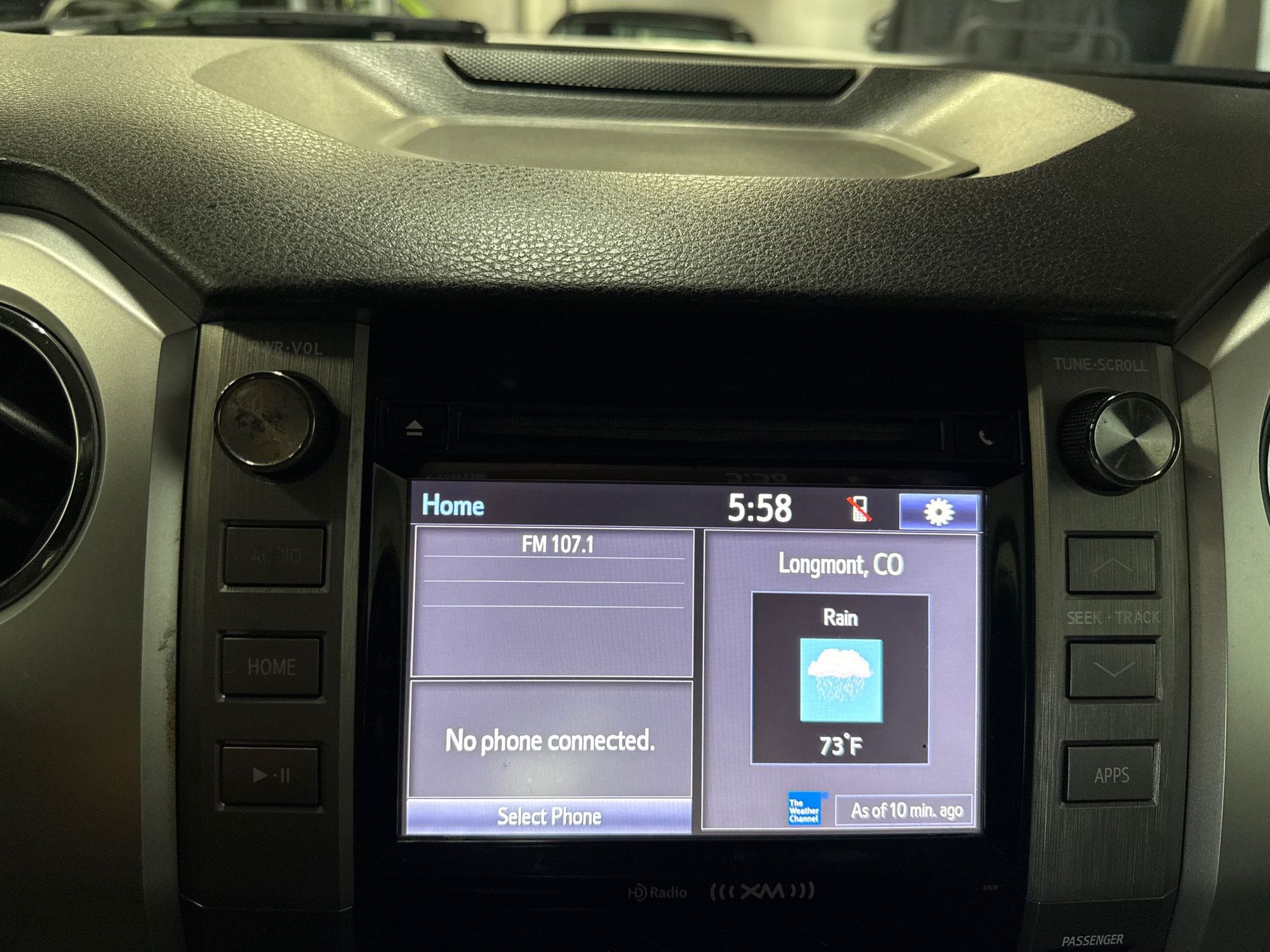 2015 Toyota Tundra SR5 Grade photo 13