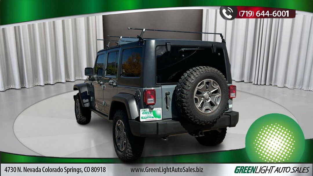 2015 Jeep Wrangler Unlimited Rubicon photo 3