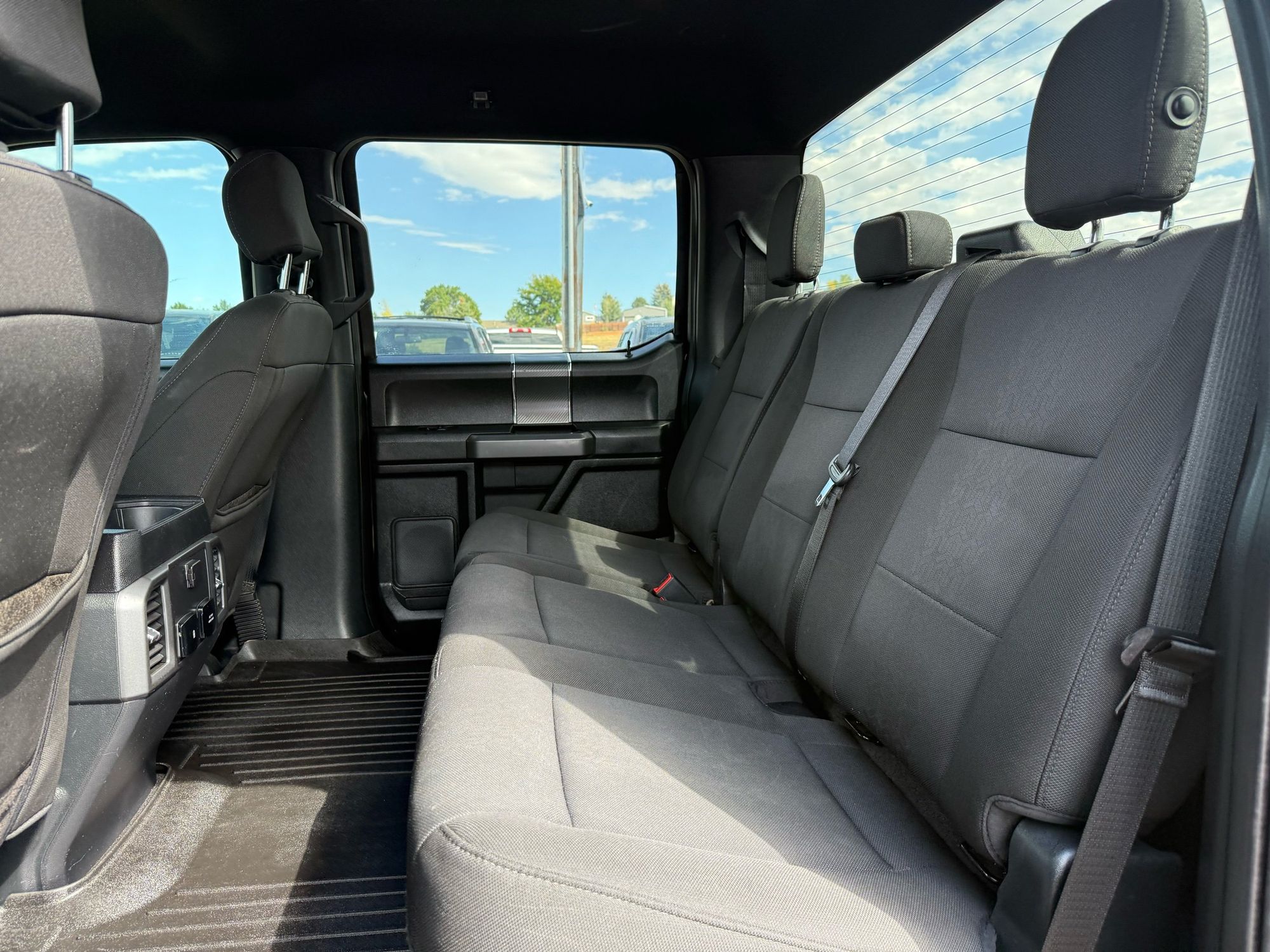 2019 Ford F-150 XLT photo 15