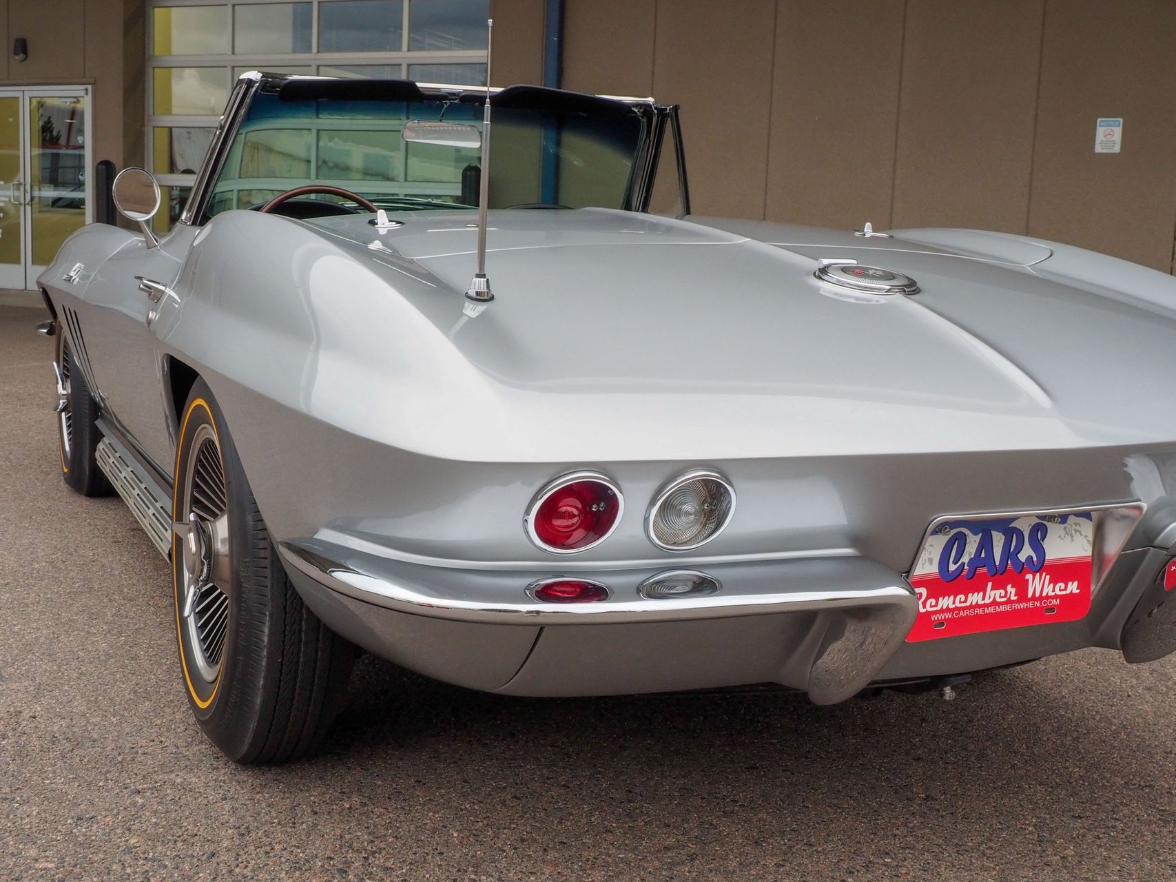 1966 Chevrolet Corvette 27