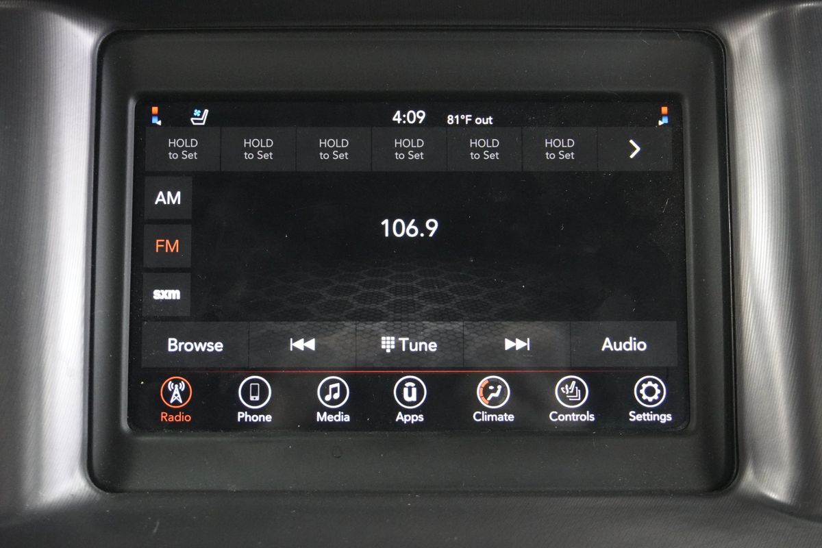 2020 Dodge Charger SXT RWD