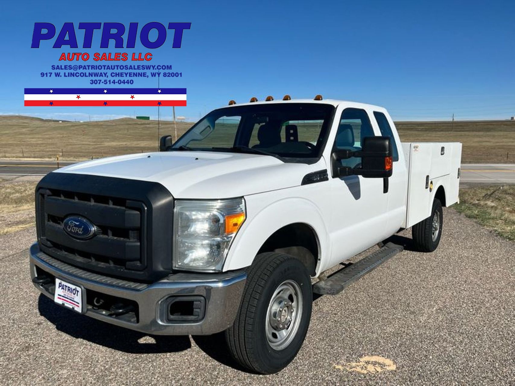 2015 Ford F-350 Chassis