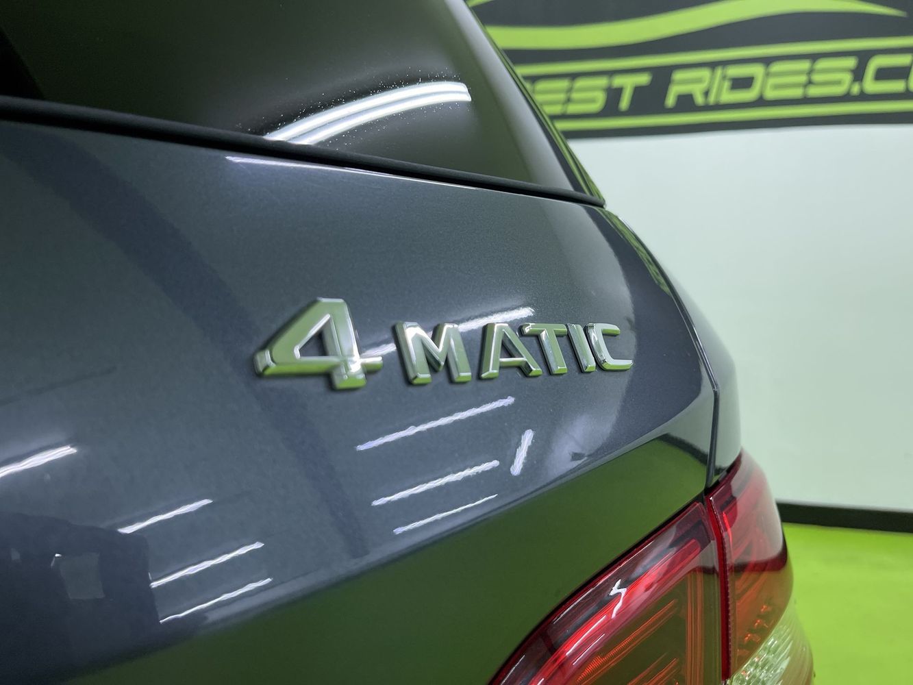 2015 Mercedes Benz ML 350 4MATIC photo 11