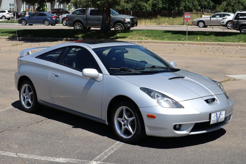 2001 Toyota Celica Photos