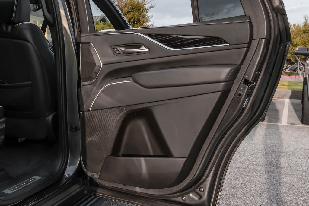 2021 Cadillac Escalade Sport photo 55