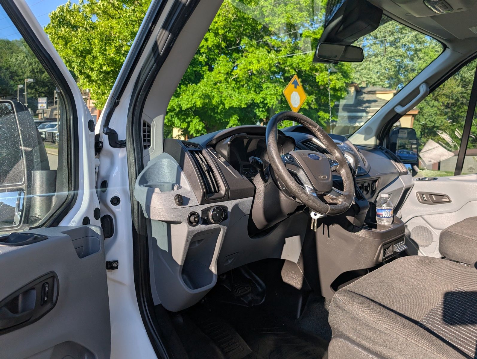 2017 Ford Transit-250 28