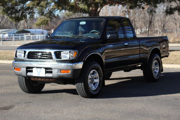1997 Toyota Tacoma V6 | Victory Motors of Colorado