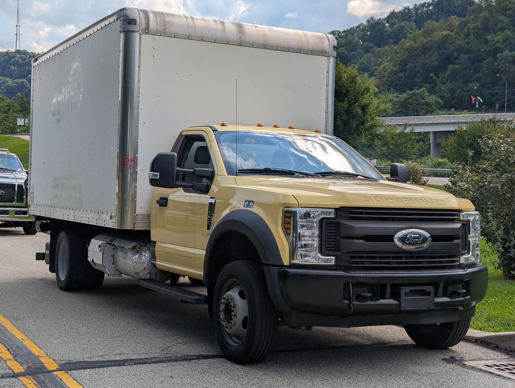2019 Ford F-550 3