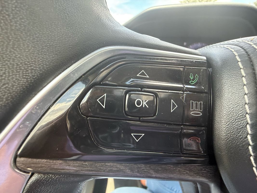 2022 Jeep Grand Cherokee L Overland - Photo 26