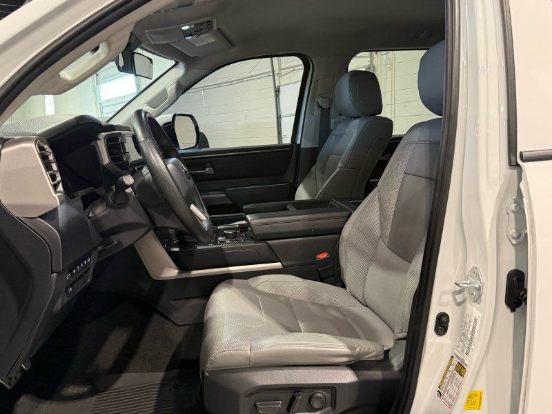 2022 Toyota Tundra SR5, photo 11