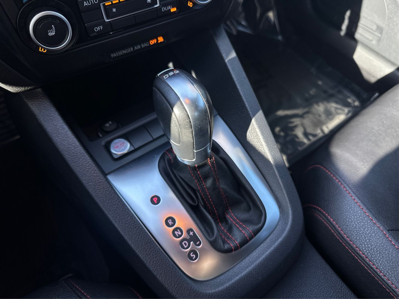 2012 Volkswagen Jetta GLI Autobahn photo 24