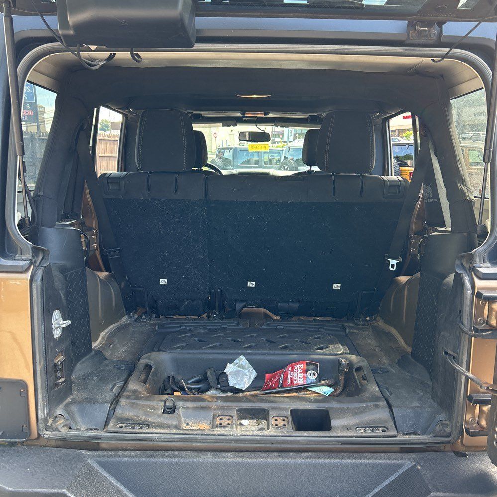 2015 Jeep Wrangler Unlimited 43