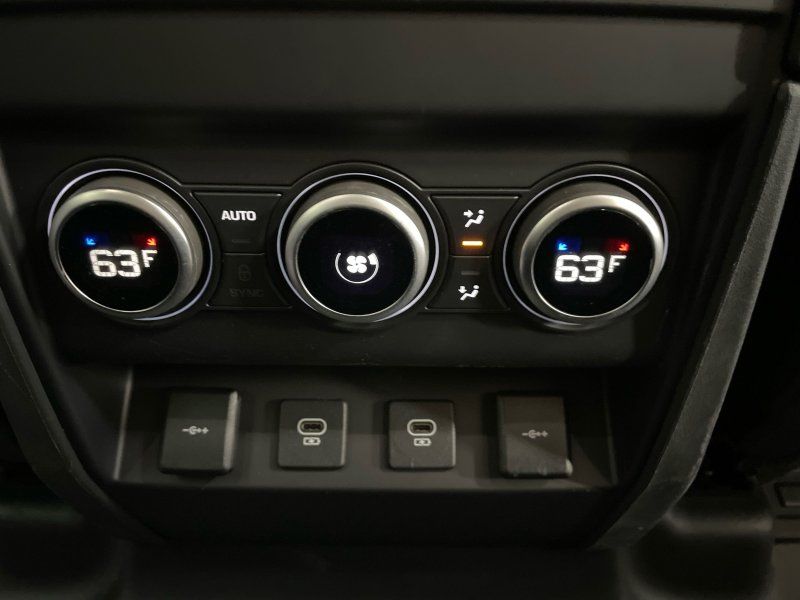 2022 Land Rover Defender SE - Photo 22