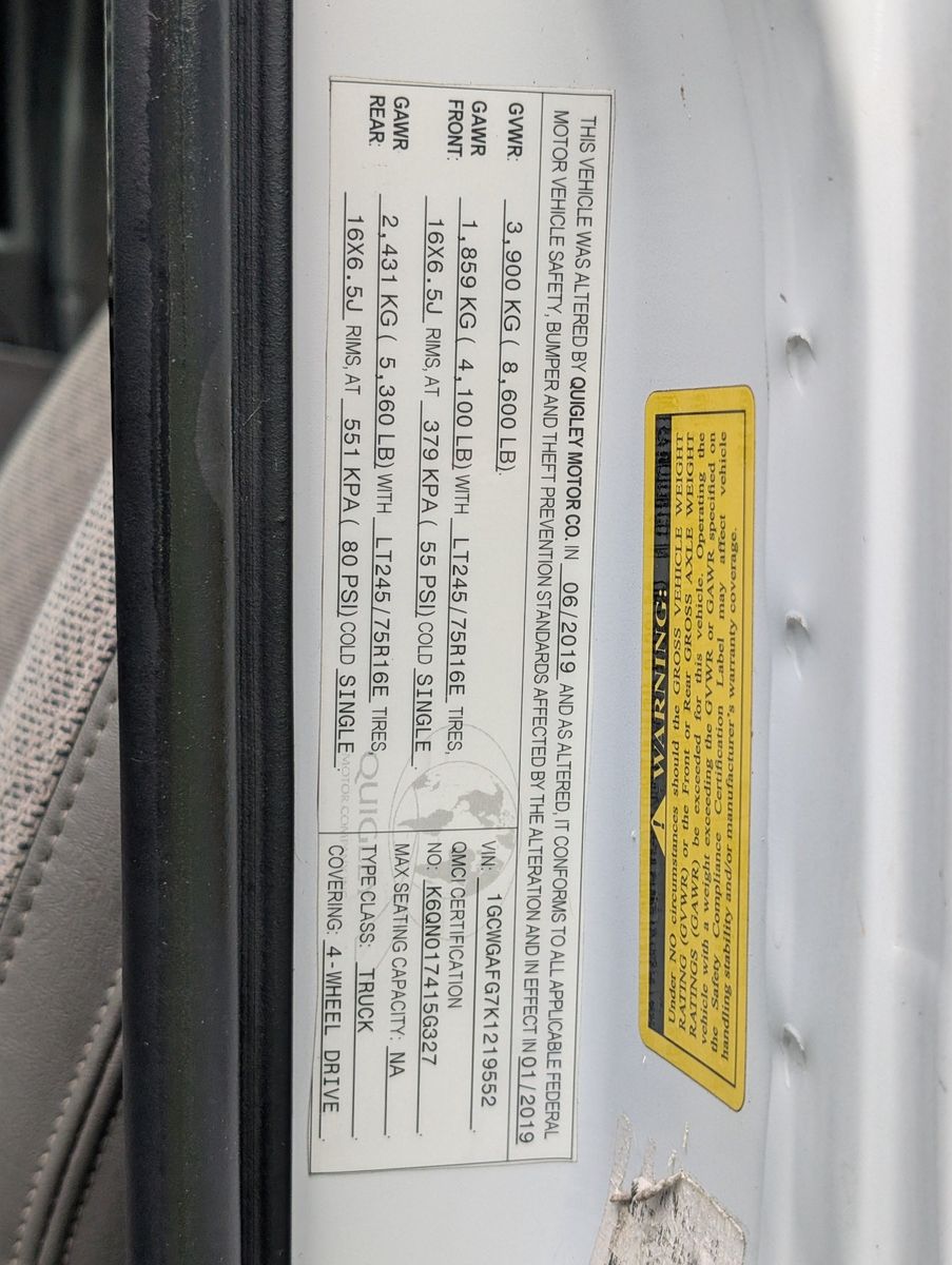 2019 Chevrolet Express 2500 106