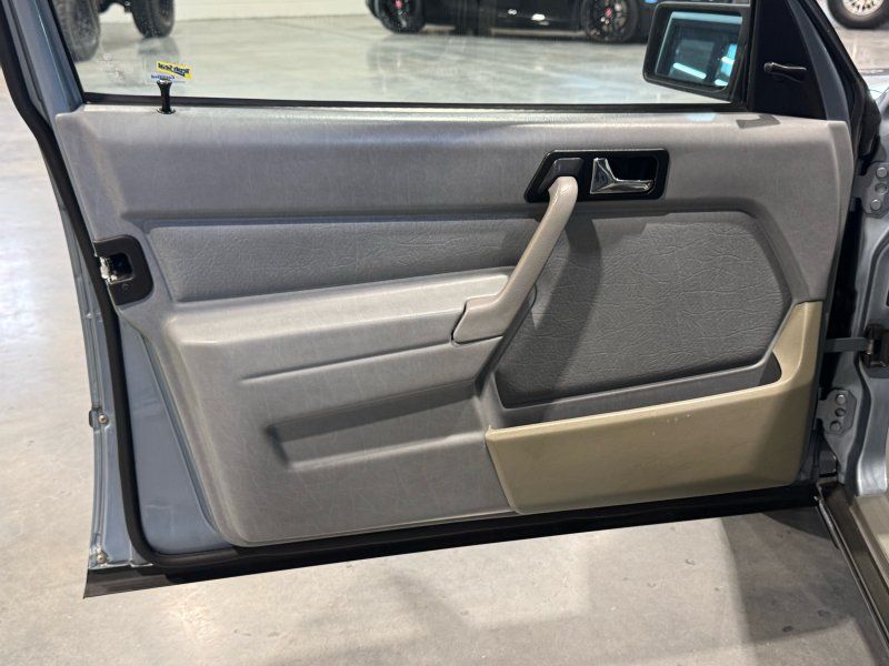 1985 Mercedes-Benz 190-Class 190 E 2.3, photo 9