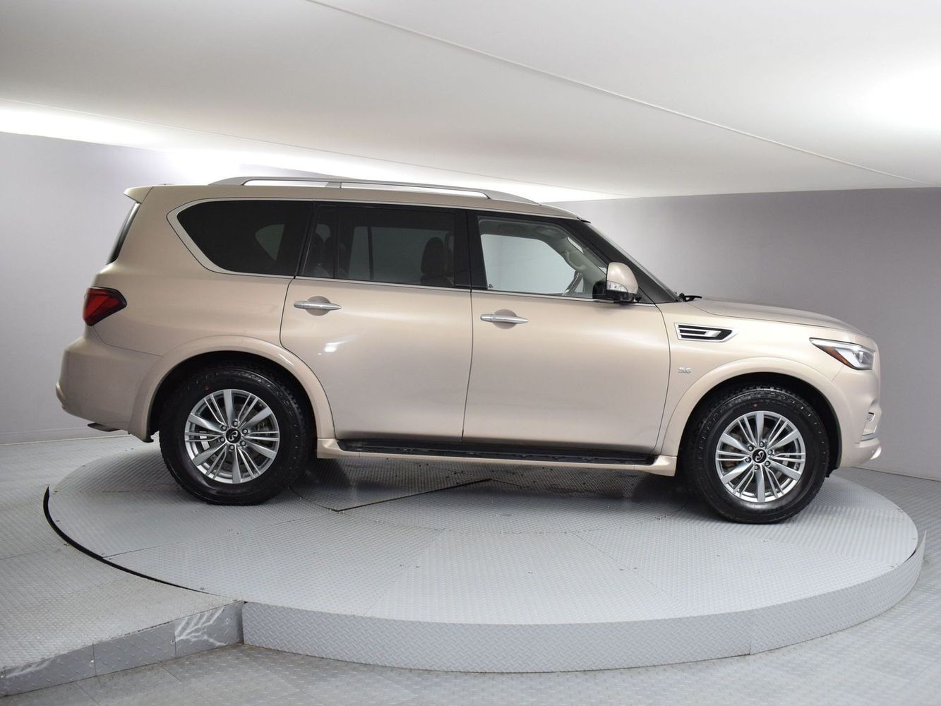 2019 INFINITI QX80 Limited AWD's photo